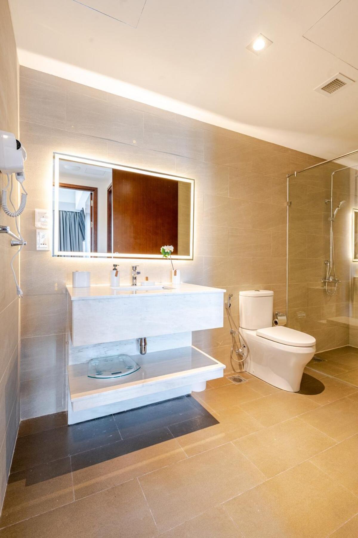 Apartment Stylish & Cozy High-rise Retreat - Sennrise Colombo