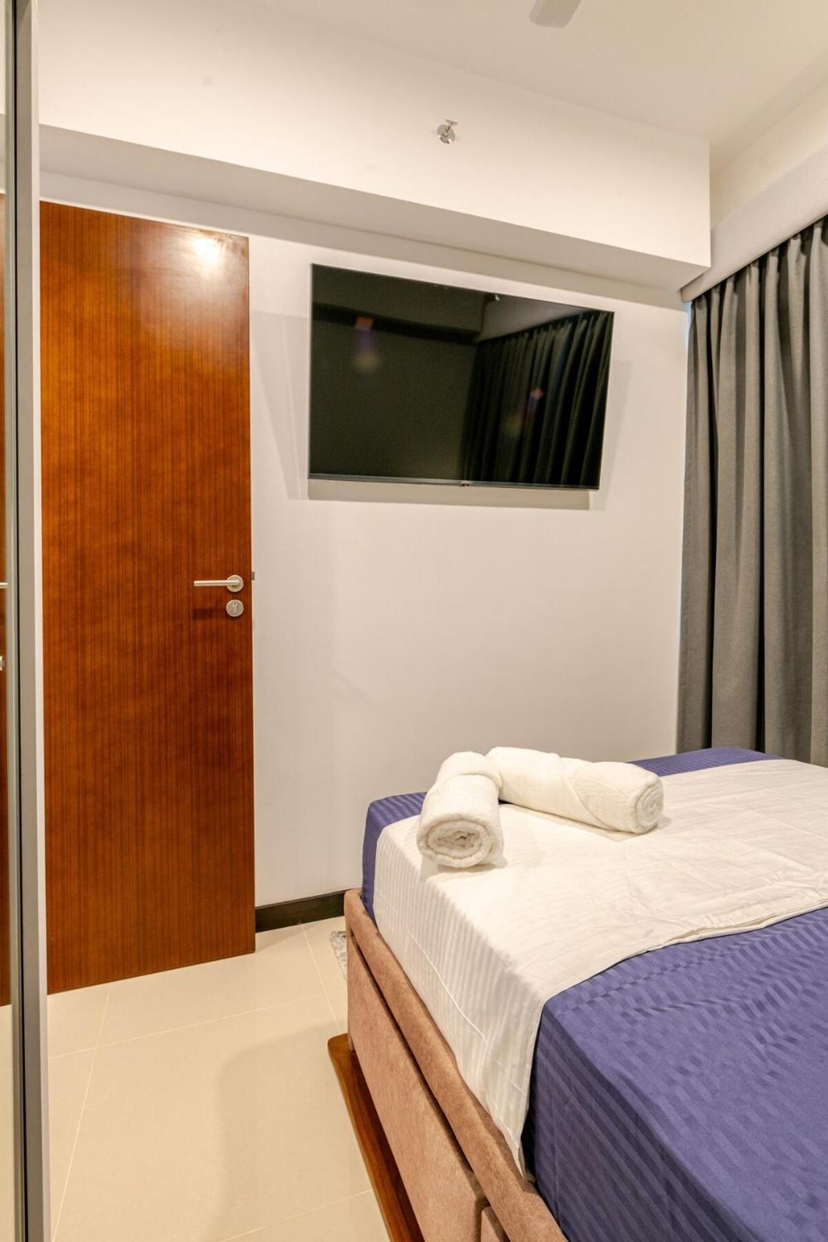 Stylish & Cozy High-rise Retreat - Sennrise Colombo